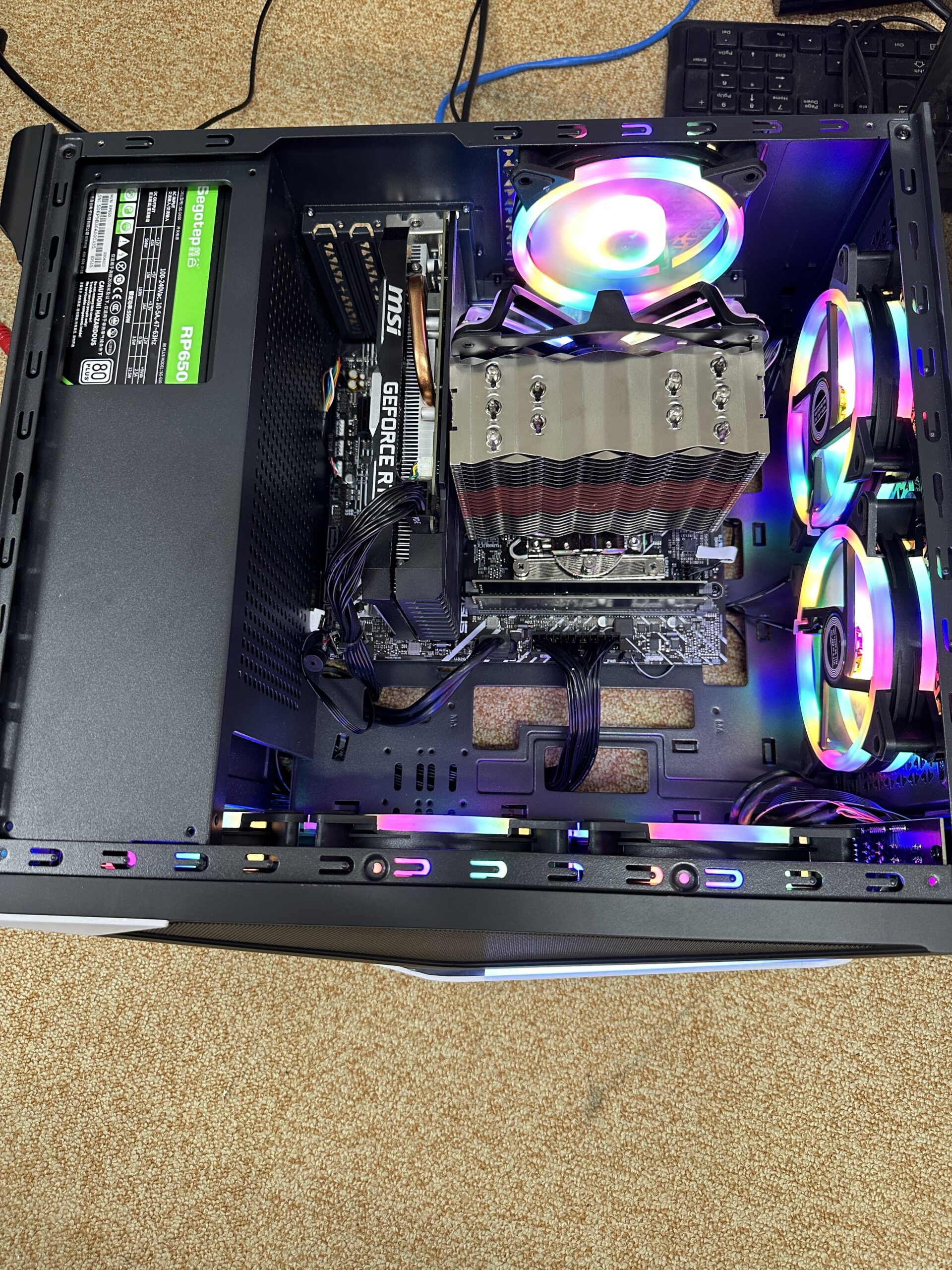 自作パソコンの起動不良修理を行いました。マザーボード、CPU、CPU