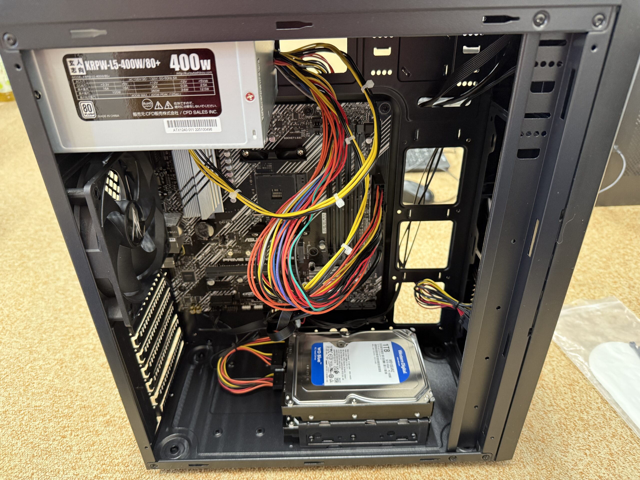 Microsoft SQL Server とファイルサーバー向け自作パソコン組み立て