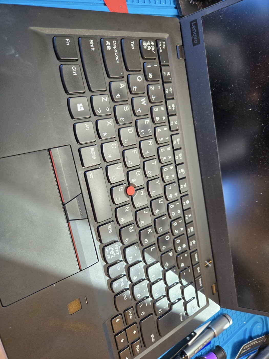 天板破損ありLenovo Thinkpad X1 Carbon Gen4 Lenovo ThinkPad X1 Carbon キーボード破損の為交換修理しました
